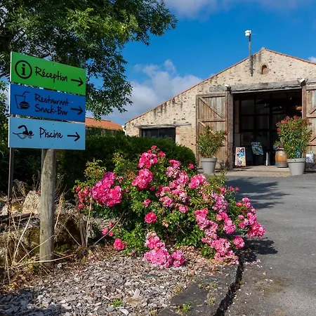 Rcn La Ferme Du Latois 4*
