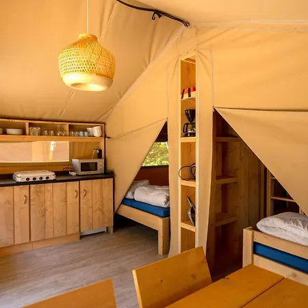 Campsite Rcn La Ferme Du Latois 4*