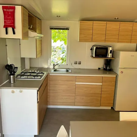 Rcn La Ferme Du Latois Campingplatz 4*