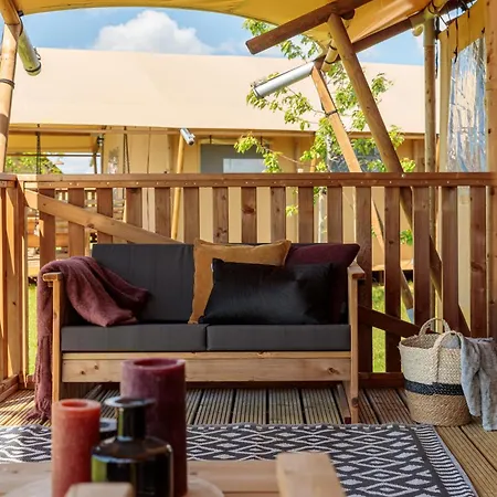 Rcn La Ferme Du Latois مكان تخييم 4*