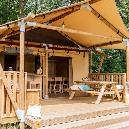 Campsite Rcn La Ferme Du Latois 4*