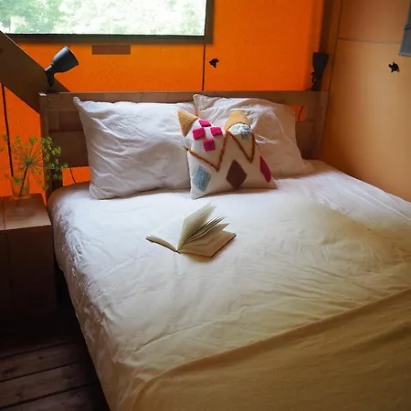 Rcn La Ferme Du Latois 4*