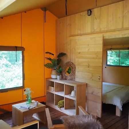 Rcn La Ferme Du Latois Campingplatz 4*