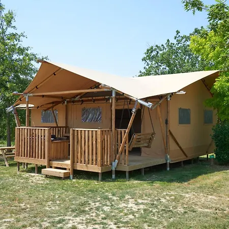 Campeggio Rcn La Ferme Du Latois 4*