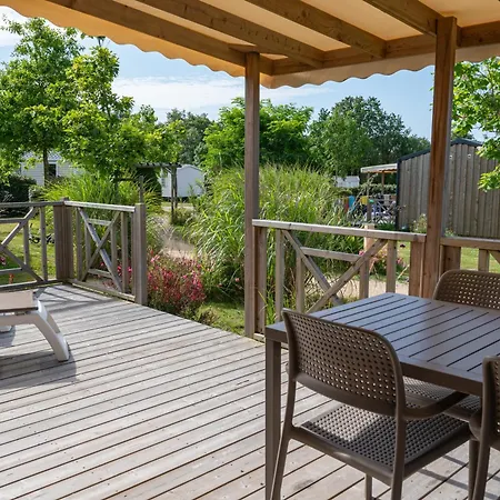Campsite Rcn La Ferme Du Latois 4*
