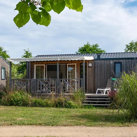 Rcn La Ferme Du Latois Campsite