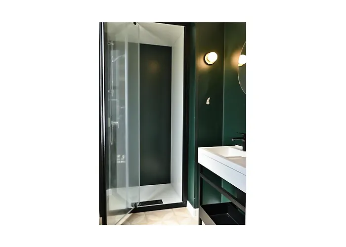 Rcn La Ferme Du Latois Kemping 4*